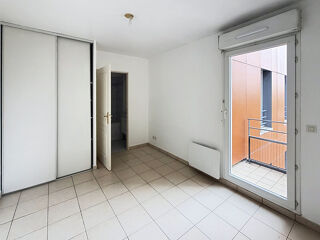  Appartement à louer 2 pièces 46 m²