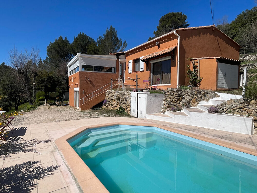 VILLA VARAGES DE 106M2 AU CALME SUR TERRAIN DE 2525M2 ET PISCINE