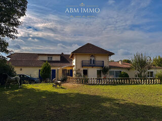  Maison � vendre 14 pi�ces 305 m�