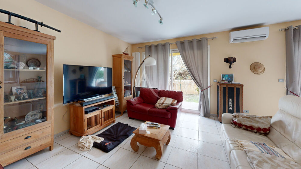 Vente Maison Maison familiale avec piscine sans VIS-A-VIS. Quartier r�sidentiel proche gare et centre. Narbonne