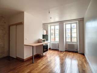  Appartement à louer 1 pièce 23 m²