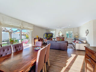  Maison � vendre 6 pi�ces 145 m�