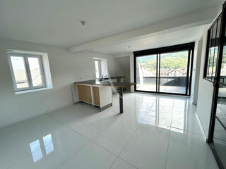  Immeuble  vendre 4 pices 192 m