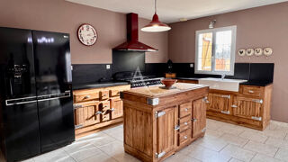  Maison � vendre 4 pi�ces 10441 m�