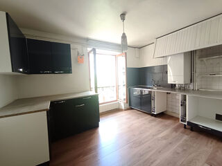  Appartement à louer 3 pièces 75 m²
