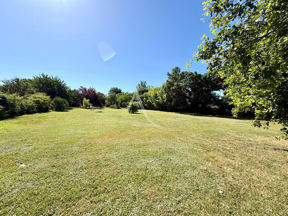 Maison rénovée de 106 m² sur plus de 3 400 m² de terrain clos