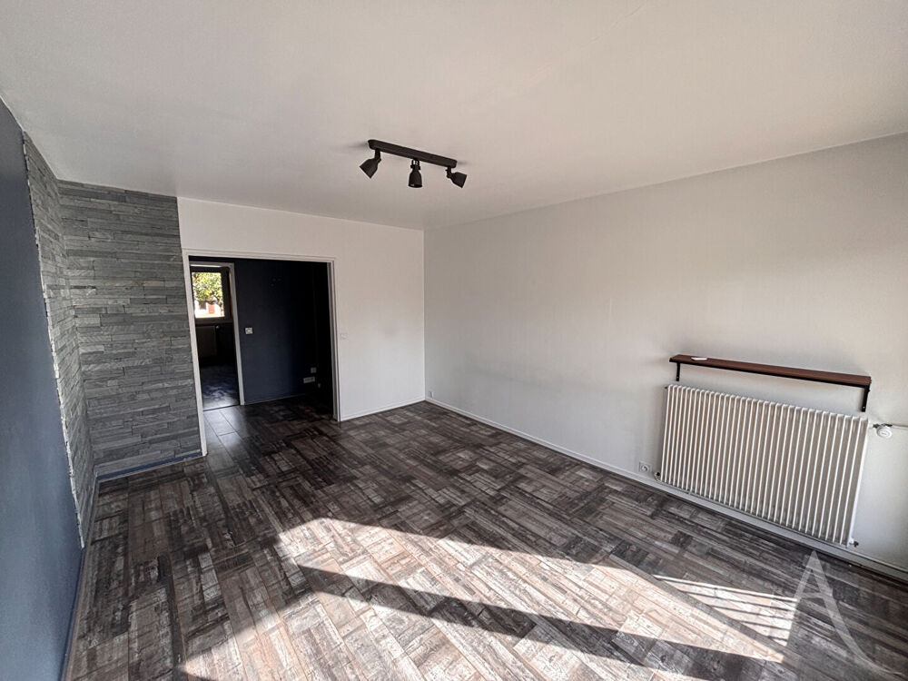 Location Appartement Appartement T3 avec balcon et garage Châteauroux