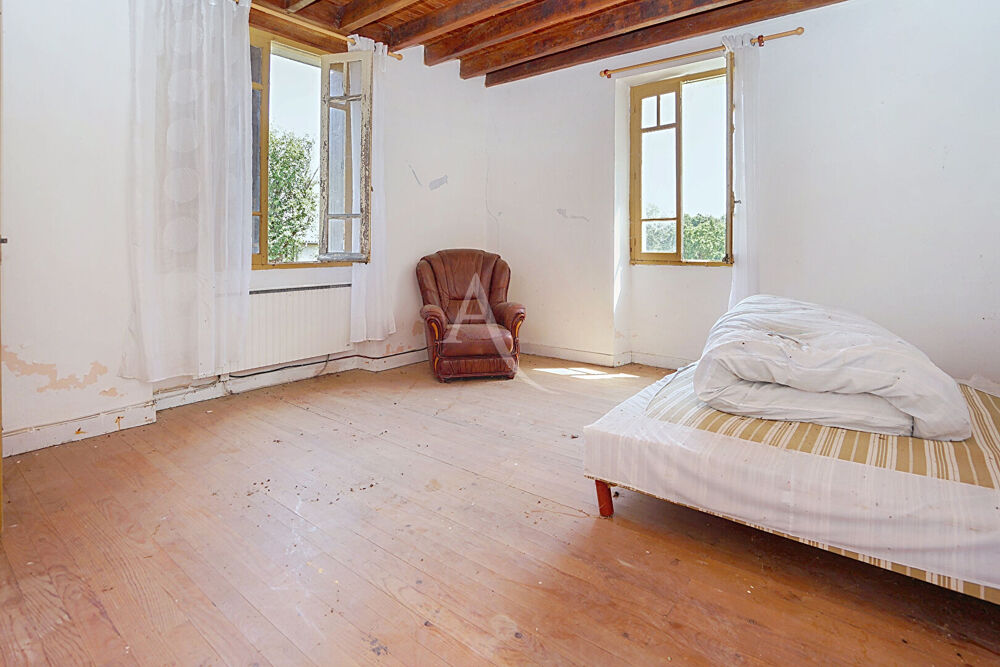 Vente Maison Claracq - Maison 3 pièce(s) 90 m2 à rénover avec grenier, grange et hangar Claracq