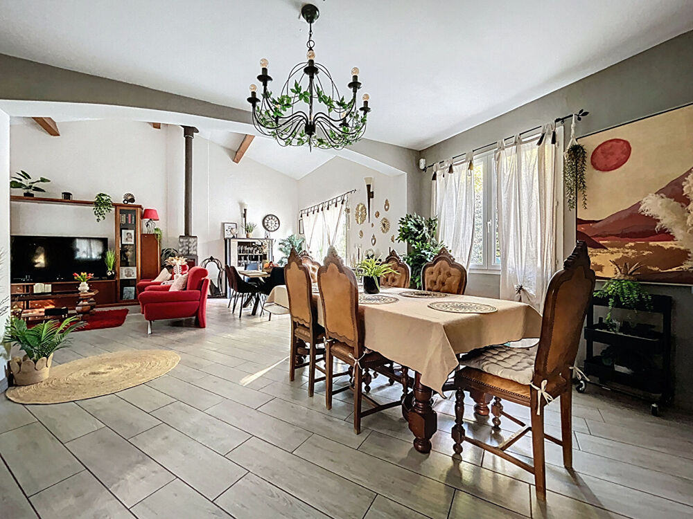 31620 Villaudric 190m²