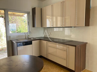  Maison  louer 5 pices 189 m