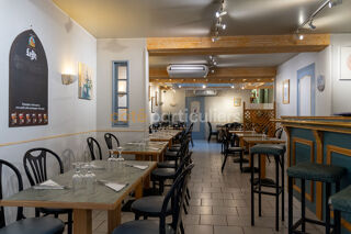  Immeuble � vendre 4 pi�ces 339 m�