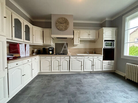  Maison  vendre 6 pices 135 m