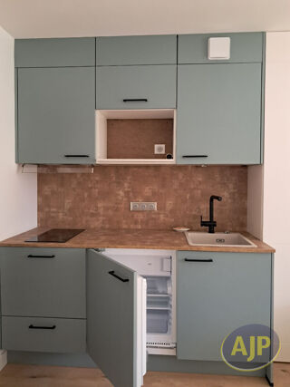  Appartement à louer 1 pièce 18 m²