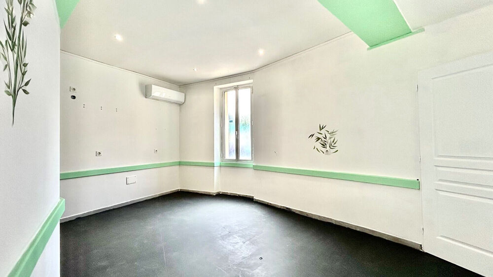 Vente Immeuble Immeuble  avec local commercial et appartement à  Bédarrides Bedarrides