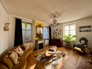  Maison � vendre 8 pi�ces 250 m�