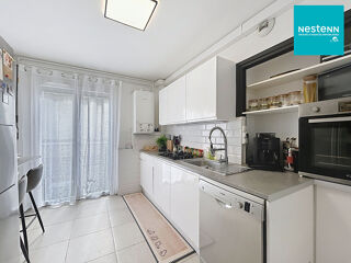  Appartement à louer 3 pièces 75 m²