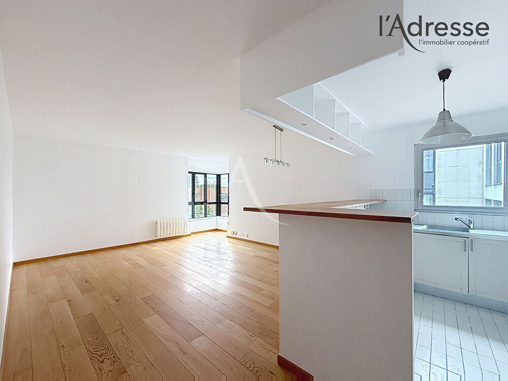 À louer - Appartement 3 pièces meublé SURESNES - 71 m² /Cave et parking