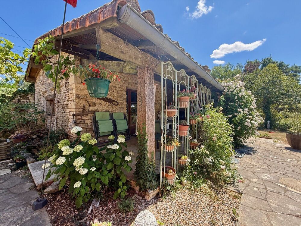 Longère magnifiquement restaurée avec de superbes jardins