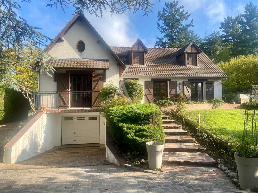 Maison 7 pièces 185 m² · à Sandillon · 185 m² · 382 000 €