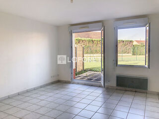  Maison  louer 2 pices 56 m