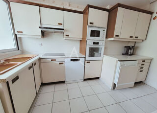  Appartement � louer 4 pi�ces 79 m�