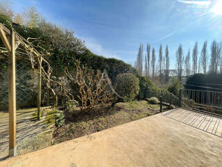  Maison � vendre 9 pi�ces 218 m�