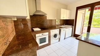  Appartement à louer 3 pièces 80 m²
