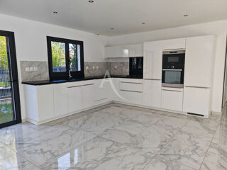  Maison � vendre 5 pi�ces 142 m�