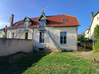 Location Maison Maison Saumur  3 pièce(s) 76.29 m2 Saumur