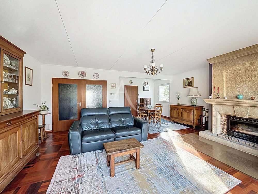 Vente Maison Maison situ�e � Nanteuil les Meaux - vivable de plain pied - 5 chambres - jardin de 1330 m2 et sous-sol total Nanteuil les meaux