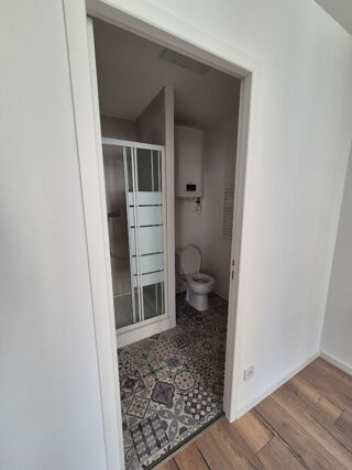  Appartement à louer 1 pièce 28 m²