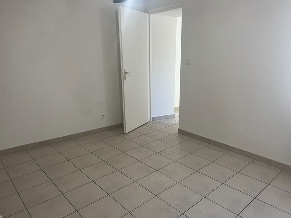 Location Appartement Appartement T2- 25m² Istres