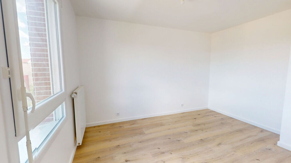 Vente Appartement NEUILLY SUR MARNE - Appartement T2 au Dernier Étage avec Vue Dégagée Neuilly sur marne