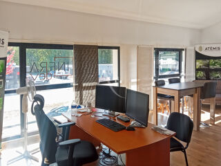   Challans, Bureaux/Local à louer de 60 m² Challans