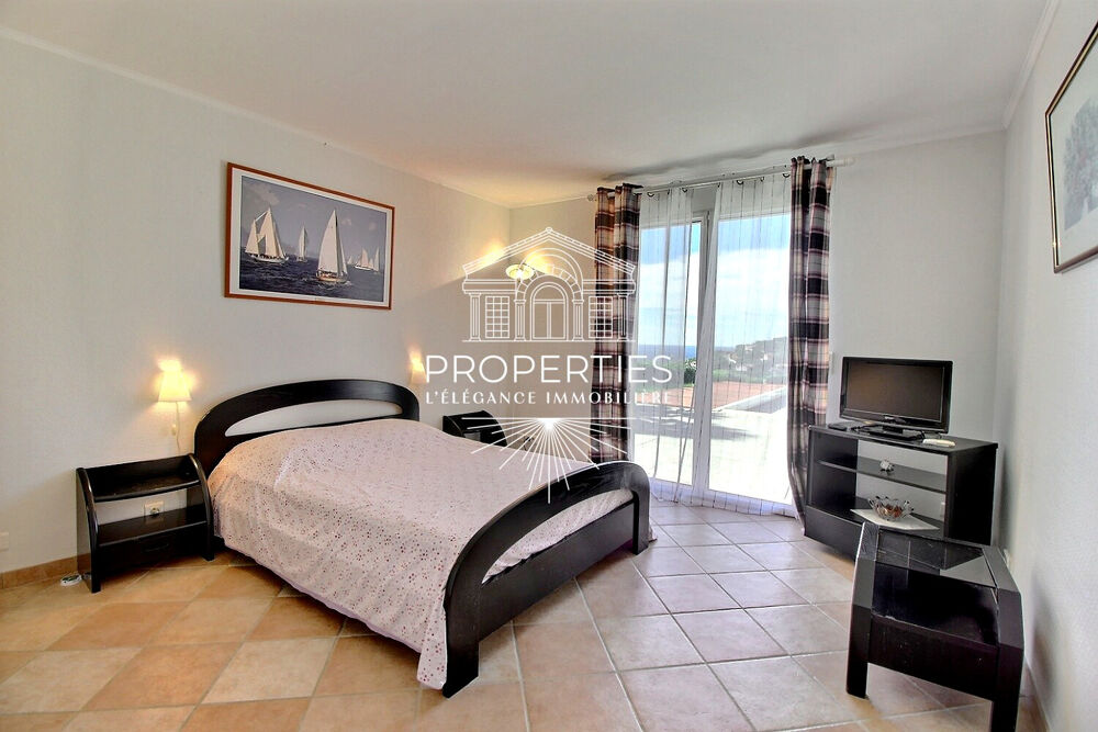 à vendre  Maison Cavalaire-sur-Mer (83240)