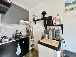  Appartement à louer 3 pièces 48 m²
