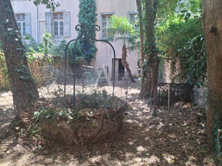  Immeuble à vendre 10 pièces 200 m²
