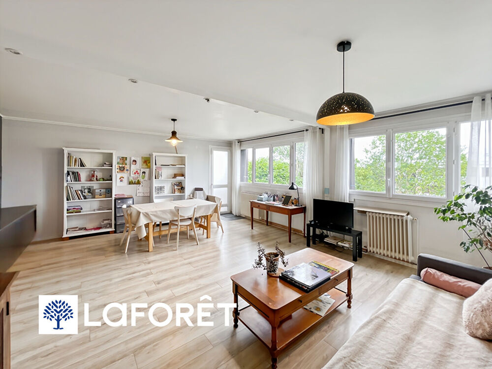 Appartement 4 pièces lumineux à vendre à Sainte Geneviève des Bois - Réf 16249