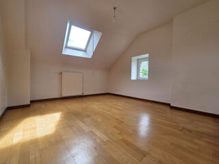  Maison � louer 6 pi�ces 130 m� Bains sur oust