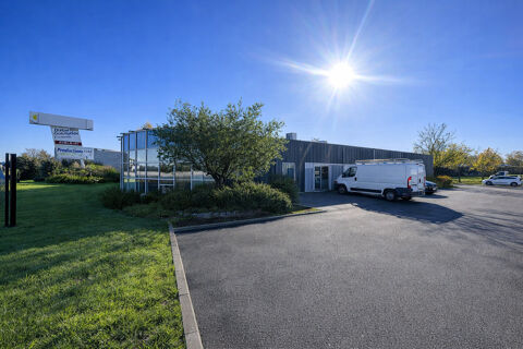 Entrep&ocirc;t &agrave; vendre BRUGES 1260000 33520 Bruges