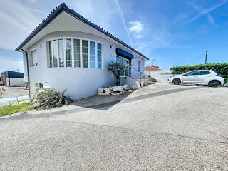  Immeuble  vendre 700 m