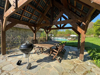  Villa  vendre 15 + pices 614 m