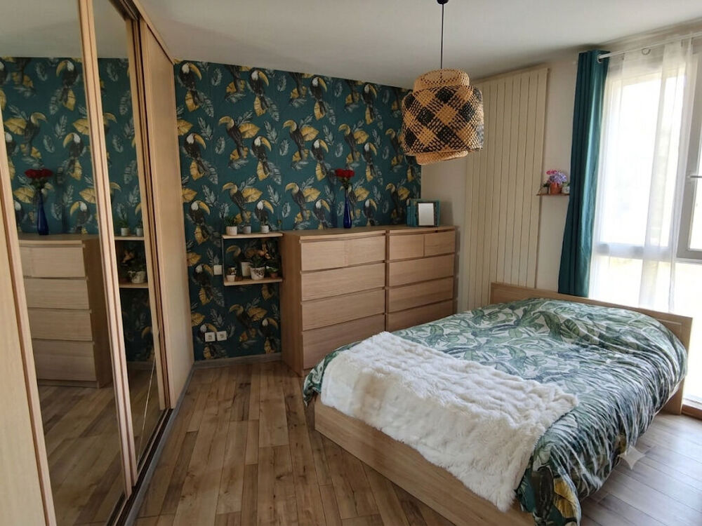 Vente Appartement A Mitry-Mory ! Résidence « Les Cèdres » ! Cadre sécurisé, verdoyant et familial pour cet Appartement F4. Mitry mory