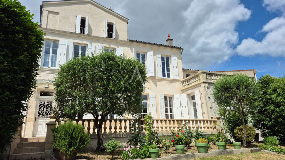 Vente Maison Saintes - Quartier historique Saint Vivien Saintes