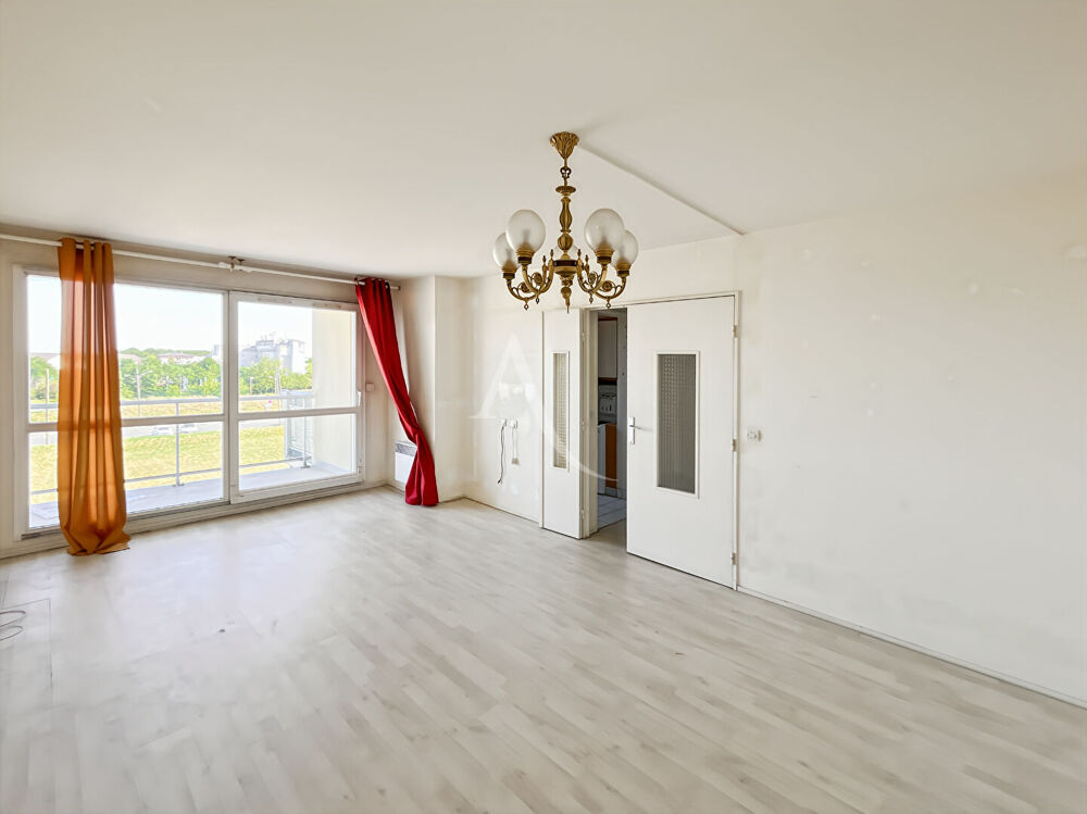 Appartement 2 pièces 48 m² ? Cergy Point du Jour ? 3 Balcons (10 m2) & Box fermé