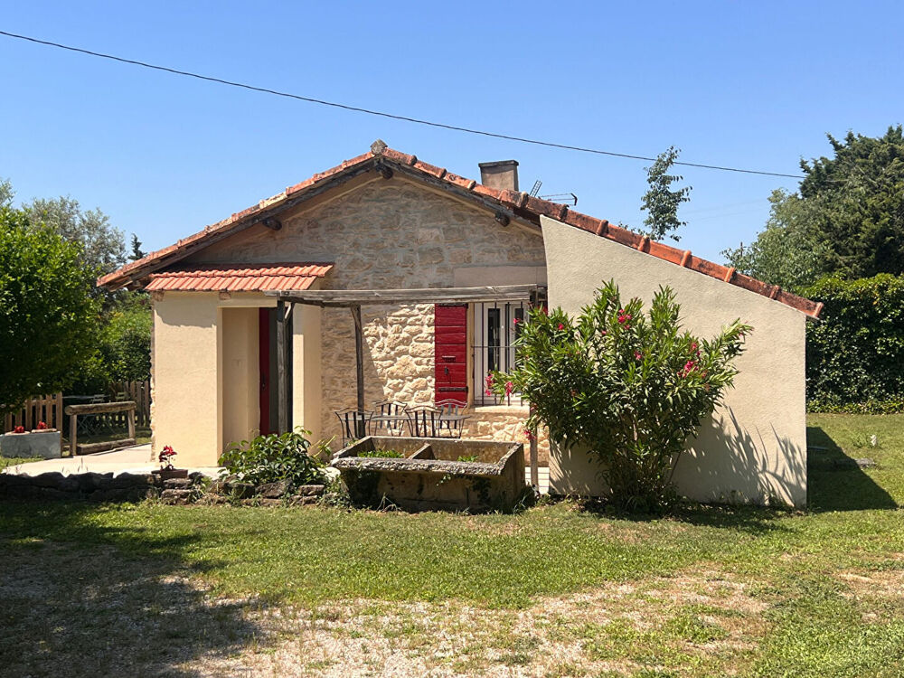 Maison familiale de campagne avec maisonnette