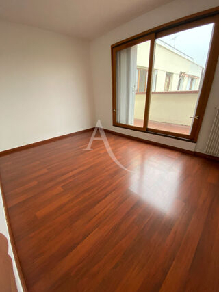  Appartement à louer 3 pièces 54 m²