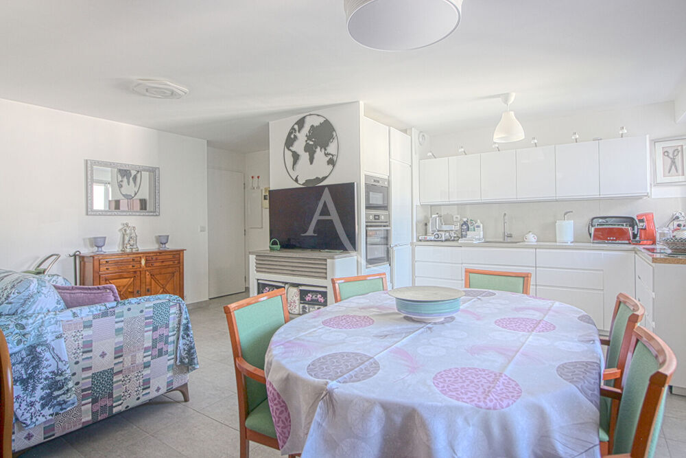 Appartement 2 pièces 47 m² + cave et parking