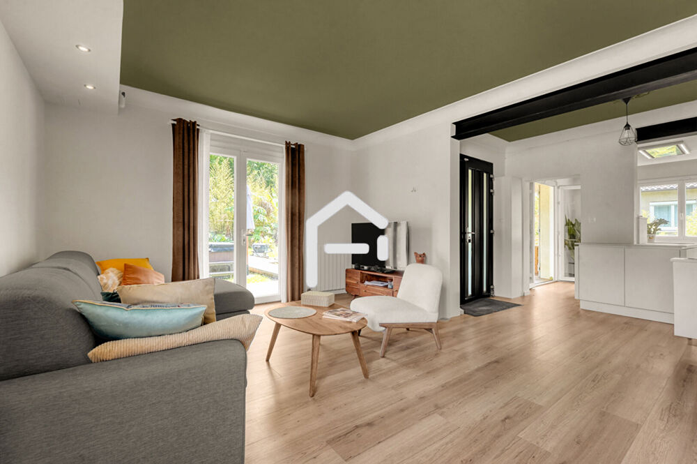 Vente Maison Maison Cornebarrieu 10 pièce(s) 283 m2 Cornebarrieu