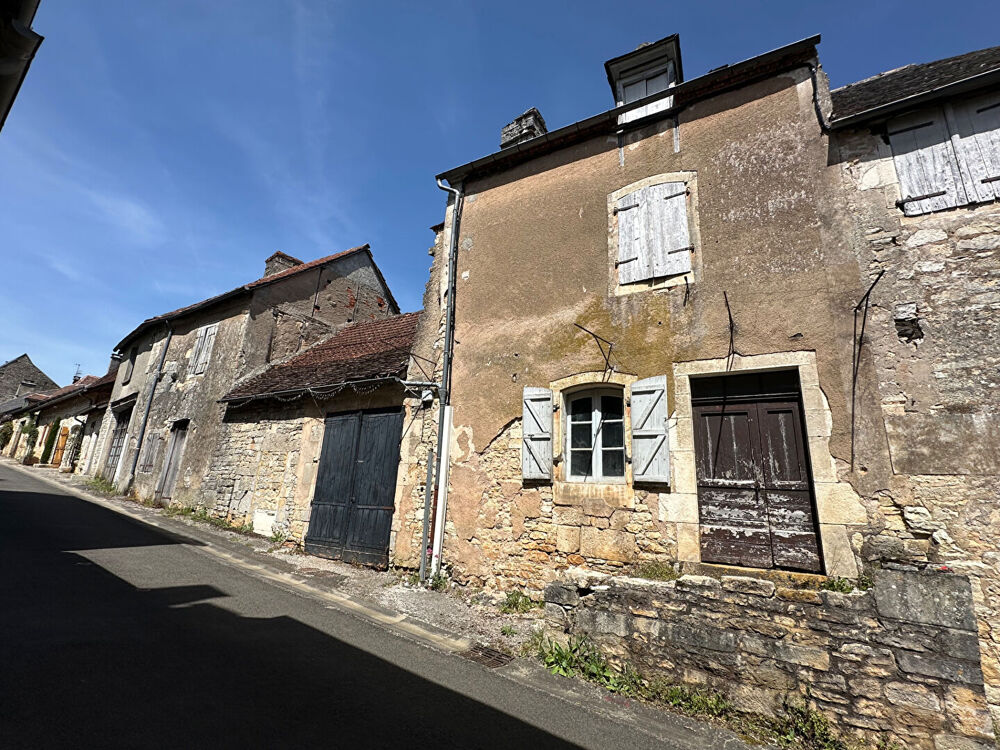 Vente Maison Maison à rénover coeur de village Sarrazac